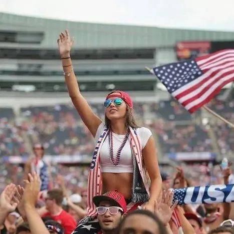 埃弗顿名将,半场肘击曼,联球员遭,欧博,欧博官网,abg欧博官网,欧博官网玩家首选